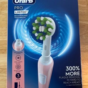 Oral-B Pro Limited Rechargeable Toothbrush - Pink